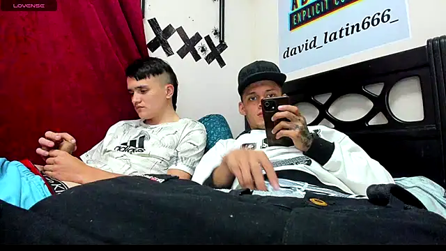 Snapshot of davidlatin66 chatting on January 2025 05:59:02 AM davidlatin66 online show from January 2025 05:59:02 AM