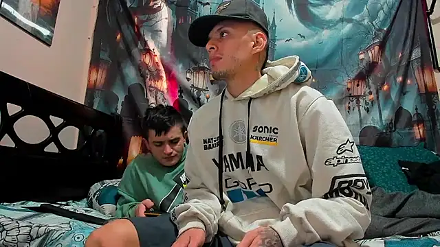 davidlatin66 online show from November 2025 06:20:01 PM