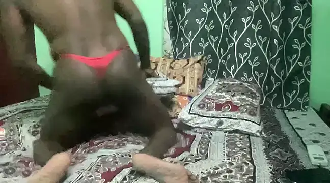 Indian-Drag-Queen online show from January 2025 04:55:02 PM