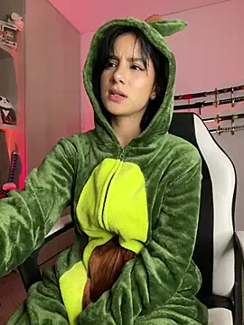 Ale Lewis online show from December 2024 11:23:02 PM