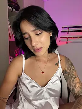 Ale Lewis online show from December 2024 02:25:02 AM