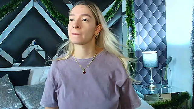 Snapshot of victoriaa_lee_ chatting on December 2024 07:29:01 PM victoriaa lee online show from December 2024 07:29:01 PM