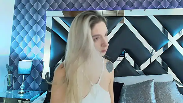 Snapshot of victoriaa_lee_ chatting on January 2025 09:54:01 PM victoriaa lee online show from January 2025 09:54:01 PM