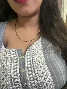 Snapshot of reet_kaur69 chatting on February 2025 09:00:02 AM reet kaur69 online show from February 2025 09:00:02 AM