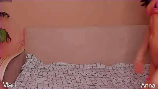 Mari   Anna online show from January 2025 09:17:02 AM