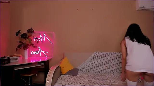 Mari   Anna online show from March 2025 09:34:02 AM