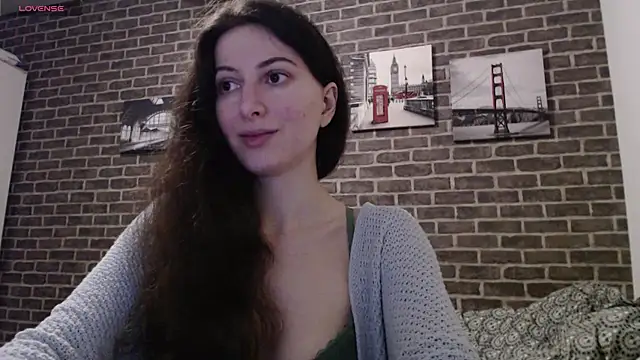 Snapshot of _Hot_Lady_ chatting on December 2024 07:29:01 PM Hot Lady online show from December 2024 07:29:01 PM