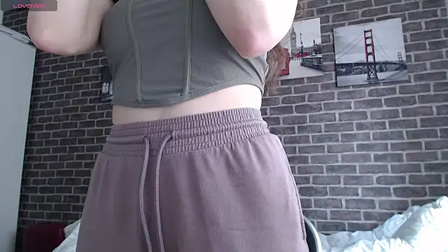 Snapshot of _Hot_Lady_ chatting on January 2025 01:41:02 PM Hot Lady online show from January 2025 01:41:02 PM