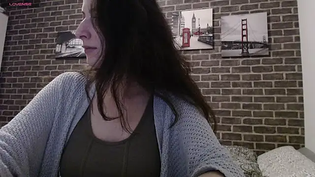 Snapshot of _Hot_Lady_ chatting on January 2025 11:34:02 PM Hot Lady online show from January 2025 11:34:02 PM