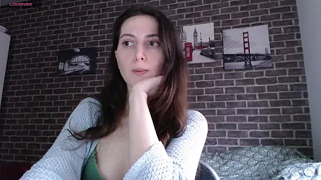 Snapshot of _Hot_Lady_ chatting on January 2025 03:32:01 PM Hot Lady online show from January 2025 03:32:01 PM