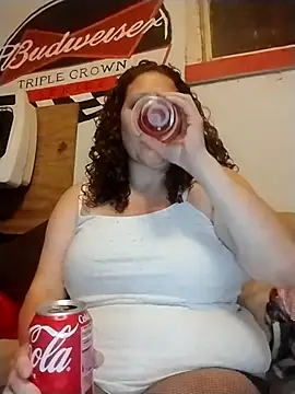 Snapshot of MissMagicMushroom chatting on October 2025 09:13:02 AM MissMagicMushroom online show from October 2025 09:13:02 AM