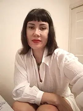 Snapshot of ROXOLANAA_SEXY chatting on March 2025 10:24:01 PM ROXOLANAA SEXY online show from March 2025 10:24:01 PM