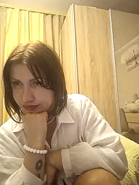 Snapshot of ROXOLANAA_SEXY chatting on September 2025 11:50:02 PM ROXOLANAA SEXY online show from September 2025 11:50:02 PM