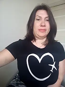 Snapshot of ROXOLANAA_SEXY chatting on May 2026 01:52:01 PM ROXOLANAA SEXY online show from May 2026 01:52:01 PM