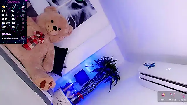 Sophiesweet5 online show from February 2025 02:18:01 AM