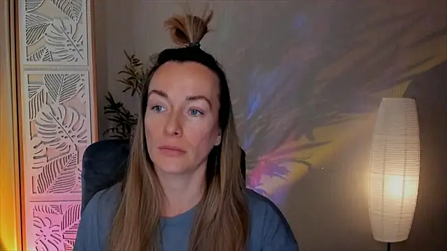 RebeccaMartinez online show from February 2026 05:57:02 AM