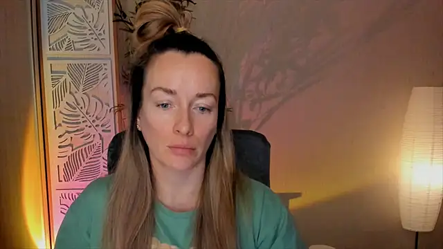 RebeccaMartinez online show from February 2026 06:43:02 AM