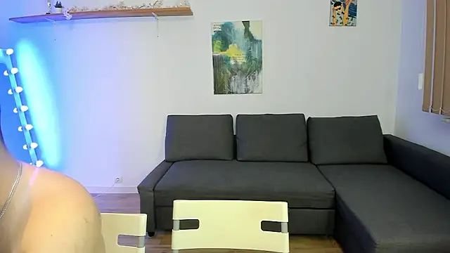 PollyFlame online show from March 2026 09:32:02 PM