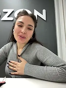 Snapshot of Sweet_Lollypop chatting on January 2025 04:24:01 PM Sweet Lollypop online show from January 2025 04:24:01 PM