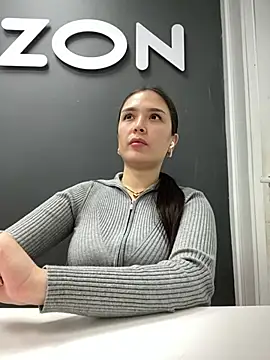 Snapshot of Sweet_Lollypop chatting on March 2025 04:30:02 PM Sweet Lollypop online show from March 2025 04:30:02 PM