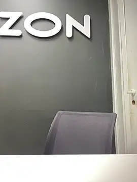 Snapshot of Sweet_Lollypop chatting on March 2025 04:56:02 PM Sweet Lollypop online show from March 2025 04:56:02 PM