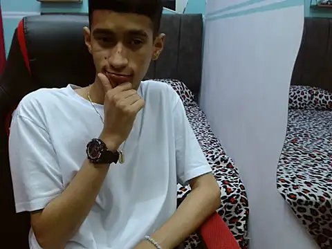 Angelstripboy online show from February 2025 05:10:02 PM