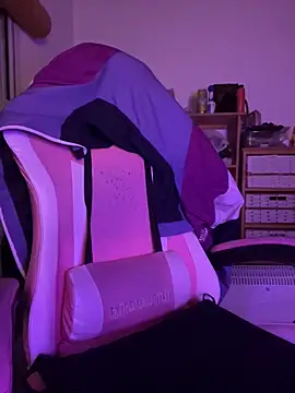 LittleBabyCat22 online show from April 2026 03:22:02 AM