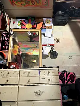 Snapshot of TrashleyRosebud chatting on November 2025 05:00:02 PM TrashleyRosebud online show from November 2025 05:00:02 PM