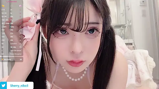 Snapshot of Sherry_niko chatting on November 2025 03:47:01 PM Sherry niko online show from November 2025 03:47:01 PM