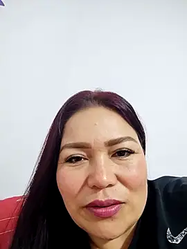 Snapshot of violet_moore chatting on September 2025 06:30:02 PM violet moore online show from September 2025 06:30:02 PM