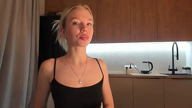 Olivia Bells online show from January 2025 10:02:01 PM
