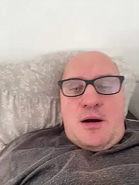 vanjbi45 online show from February 2025 02:49:01 PM