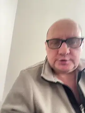 vanjbi45 online show from February 2025 01:02:01 PM