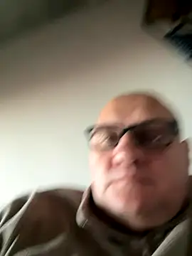 vanjbi45 online show from October 2025 06:01:01 AM