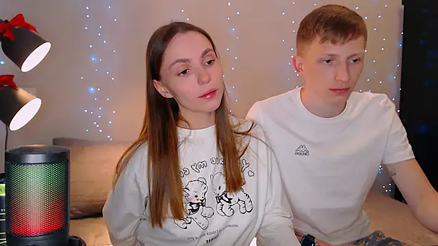 juliaanddima online show from February 2025 12:06:01 AM