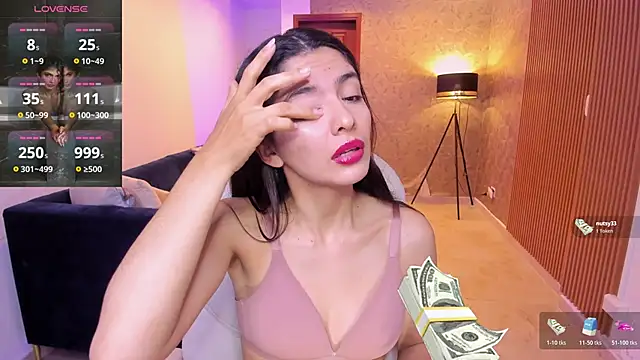 miiaa evans online show from November 2025 11:24:02 AM