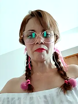 Meganlola online show from September 2025 01:55:01 PM