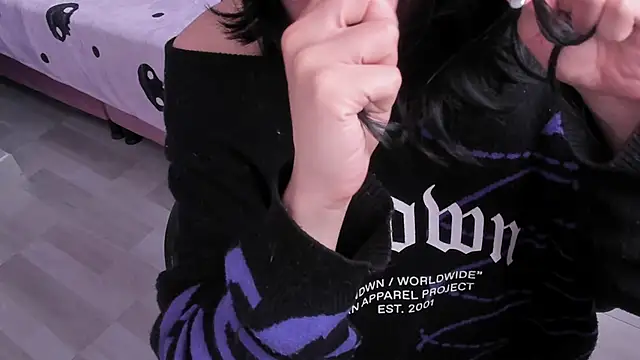 Snapshot of Room312_ chatting on March 2025 04:00:02 PM Room312  online show from March 2025 04:00:02 PM