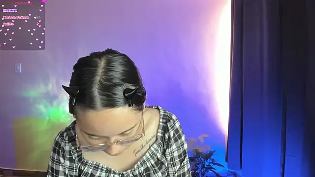 shantalc3rezo online show from November 2025 06:07:02 PM