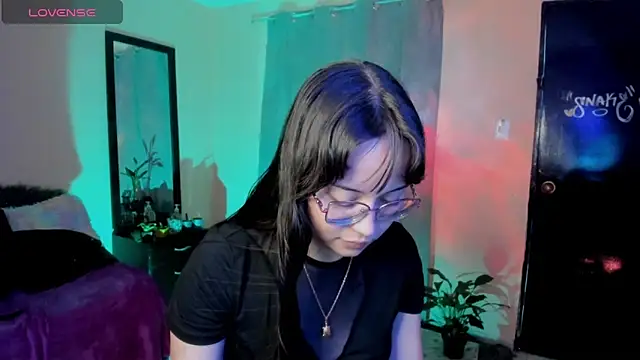 shantalc3rezo online show from February 2026 08:53:01 PM