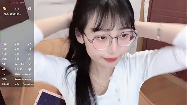 Snapshot of 4uoki chatting on April 2026 06:07:01 PM 4uoki online show from April 2026 06:07:01 PM