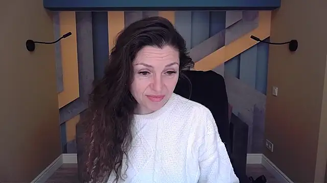 Snapshot of EllaLong chatting on January 2026 12:31:01 PM EllaLong online show from January 2026 12:31:01 PM