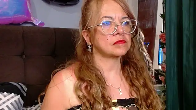 Snapshot of RubyWatson50 chatting on May 2026 12:41:02 AM RubyWatson50 online show from May 2026 12:41:02 AM