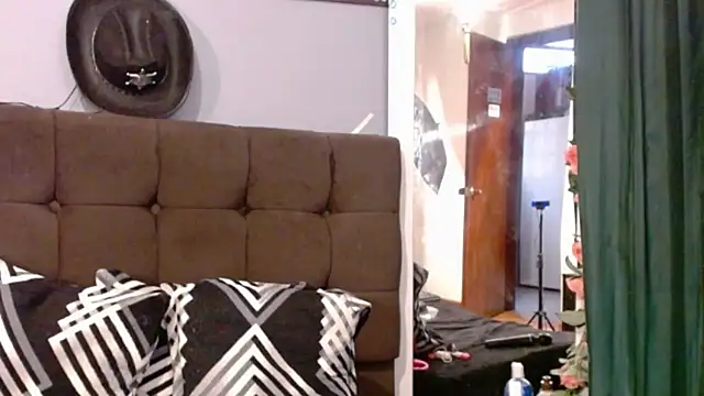 Snapshot of RubyWatson50 chatting on May 2026 09:34:01 PM RubyWatson50 online show from May 2026 09:34:01 PM