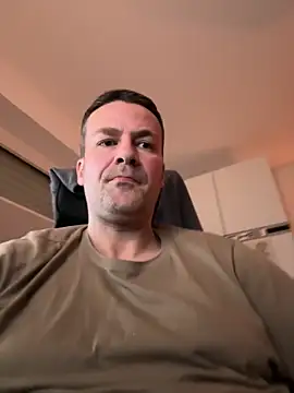 Adis1984Ger online show from March 2026 09:53:02 PM