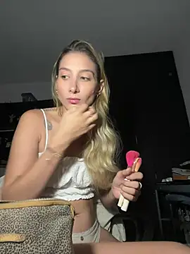 DanikRosse online show from January 2025 04:05:01 AM