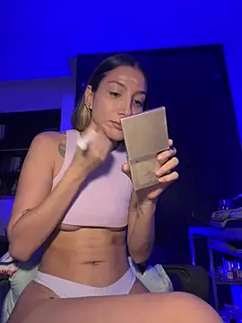 Snapshot of DanikRosse chatting on January 2026 04:38:02 AM DanikRosse online show from January 2026 04:38:02 AM