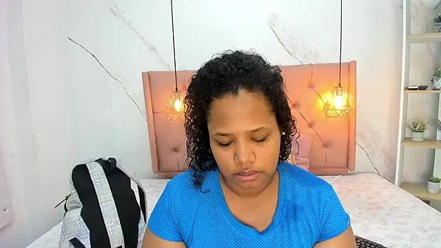 Snapshot of Belle_Brunette chatting on March 2026 11:37:01 AM Belle Brunette online show from March 2026 11:37:01 AM