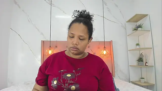 Snapshot of Belle_Brunette chatting on July 2026 12:10:01 PM Belle Brunette online show from July 2026 12:10:01 PM