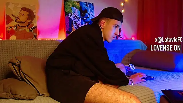 Snapshot of Midnighter_ chatting on March 2025 01:20:02 AM Midnighter  online show from March 2025 01:20:02 AM